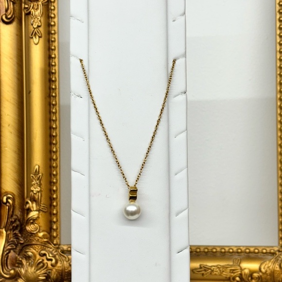 Siena Gold Tone Stainless Steel Round Necklace - Picture 6 of 7